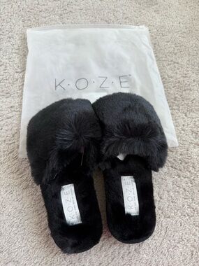 Black Faux Fur Slide Slippers for Women